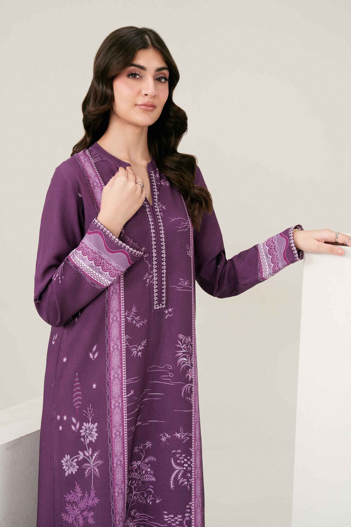 Printed Embroidered Shirt - ST1SE-PRET26WV2-23