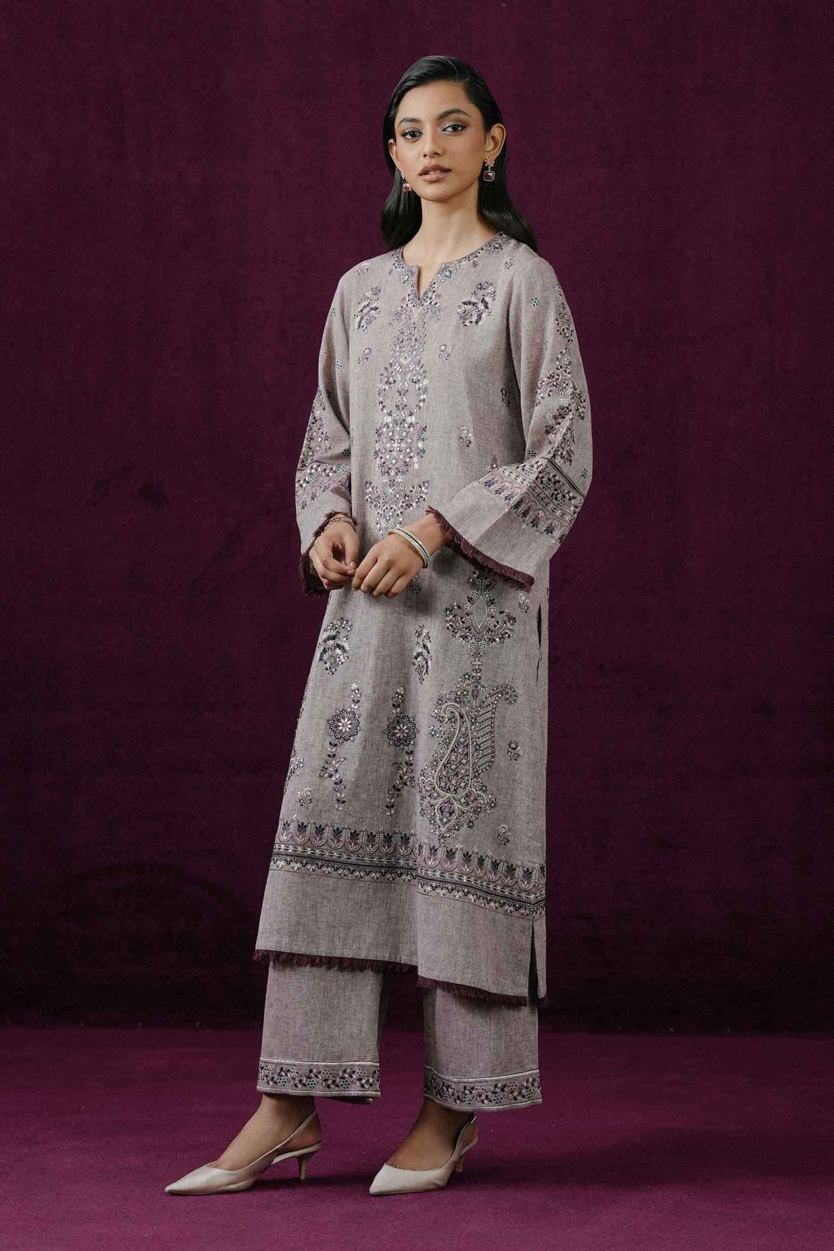 2 PIECE - EMBROIDERED SUIT - ST2PE-BOUT26WV2-15