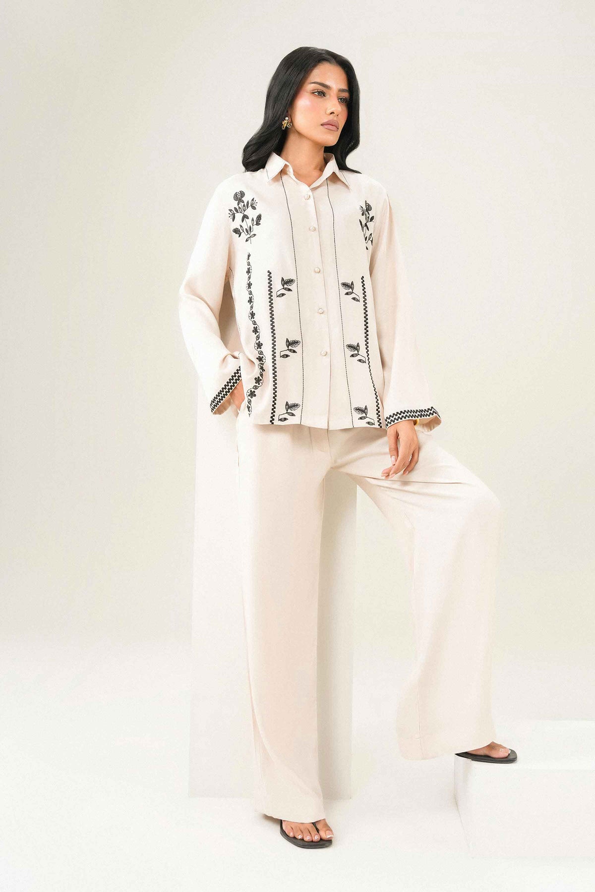 2 Piece - Embroidered Suit - ST2STE-AURA26WV1-3