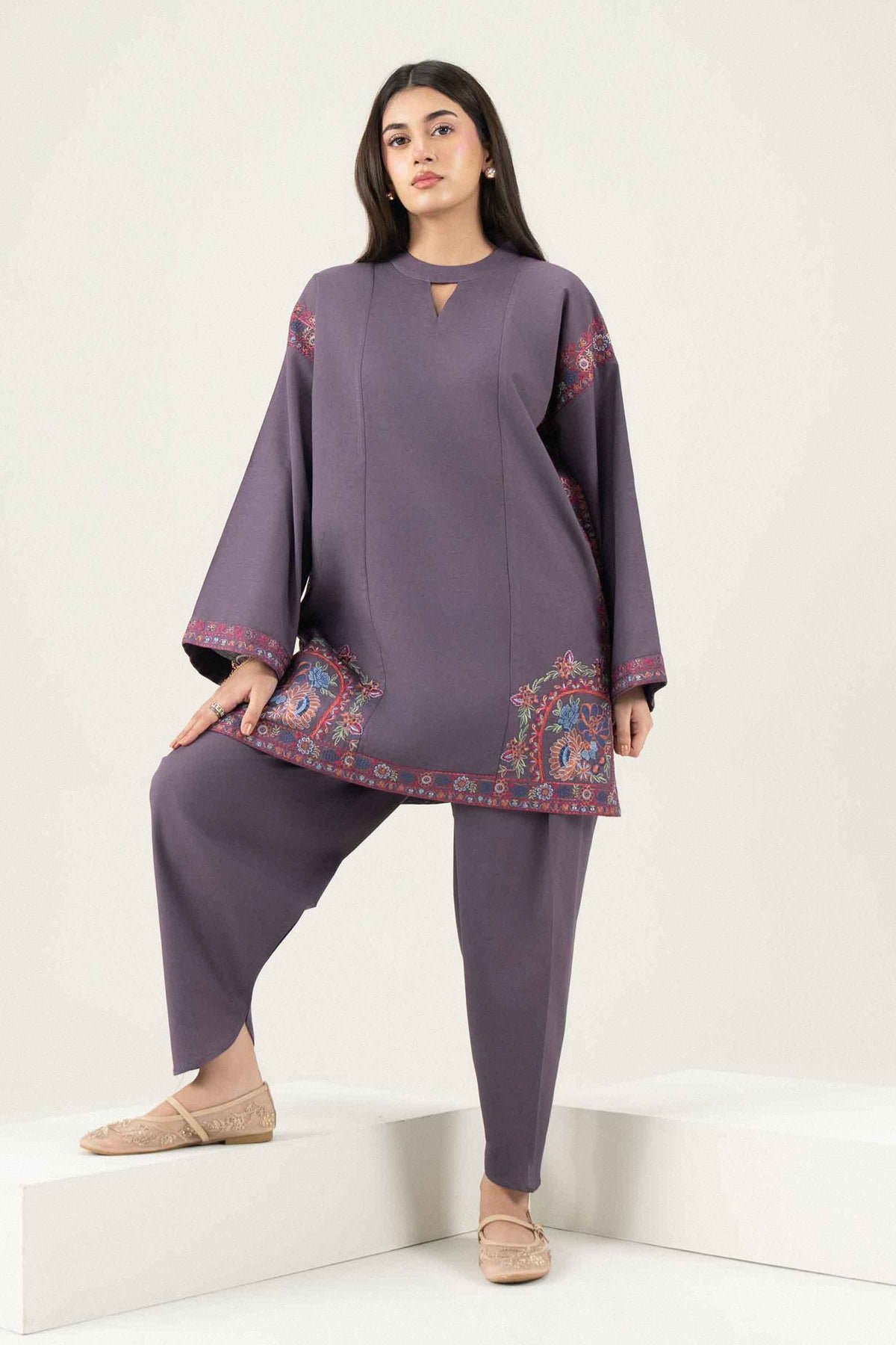 2 Piece - Embroidered Suit - ST2STE-PRET26WV2-52