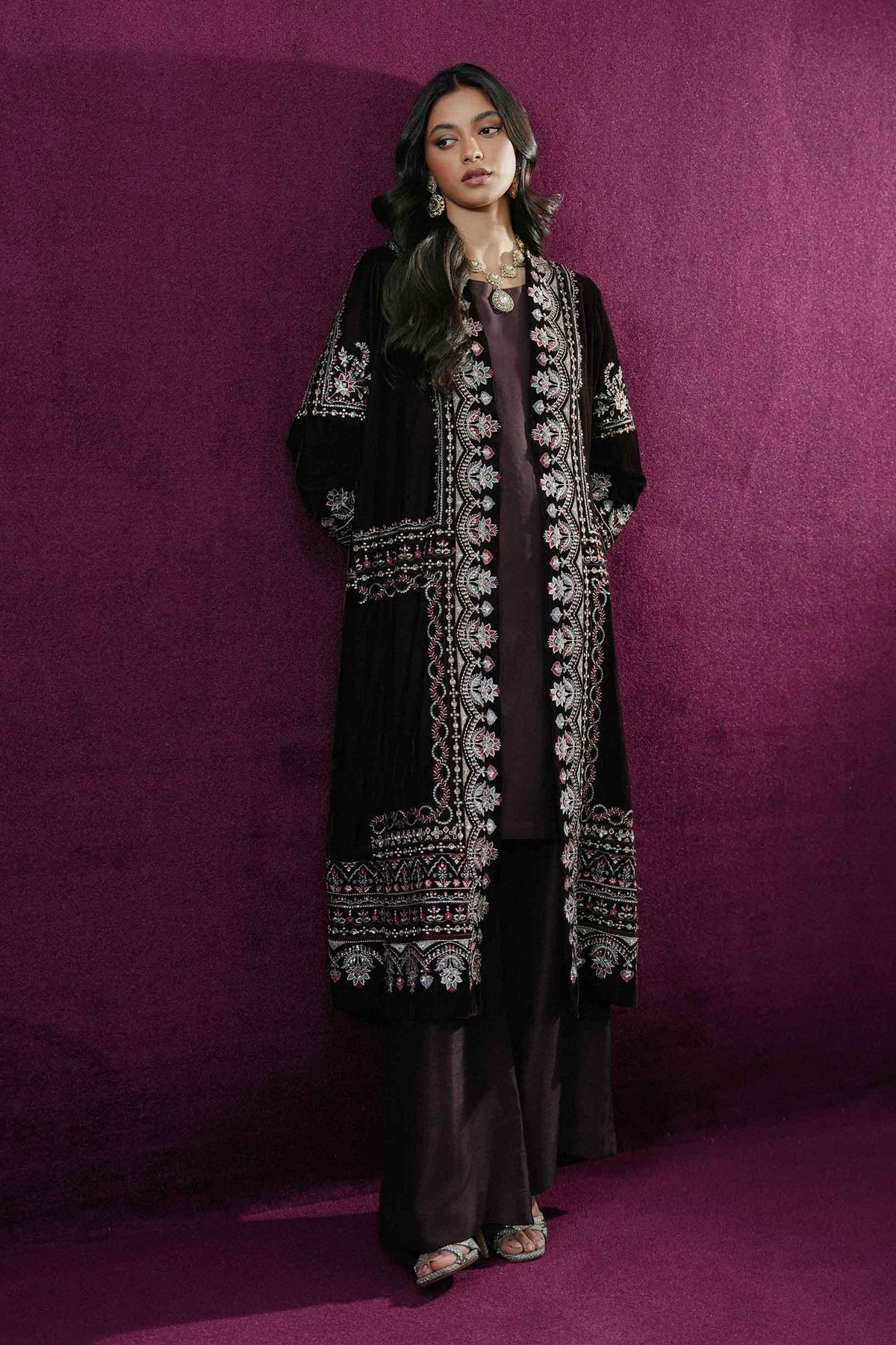 2 PIECE - EMBROIDERED SUIT - ST3PE-BOUT26WV1-6