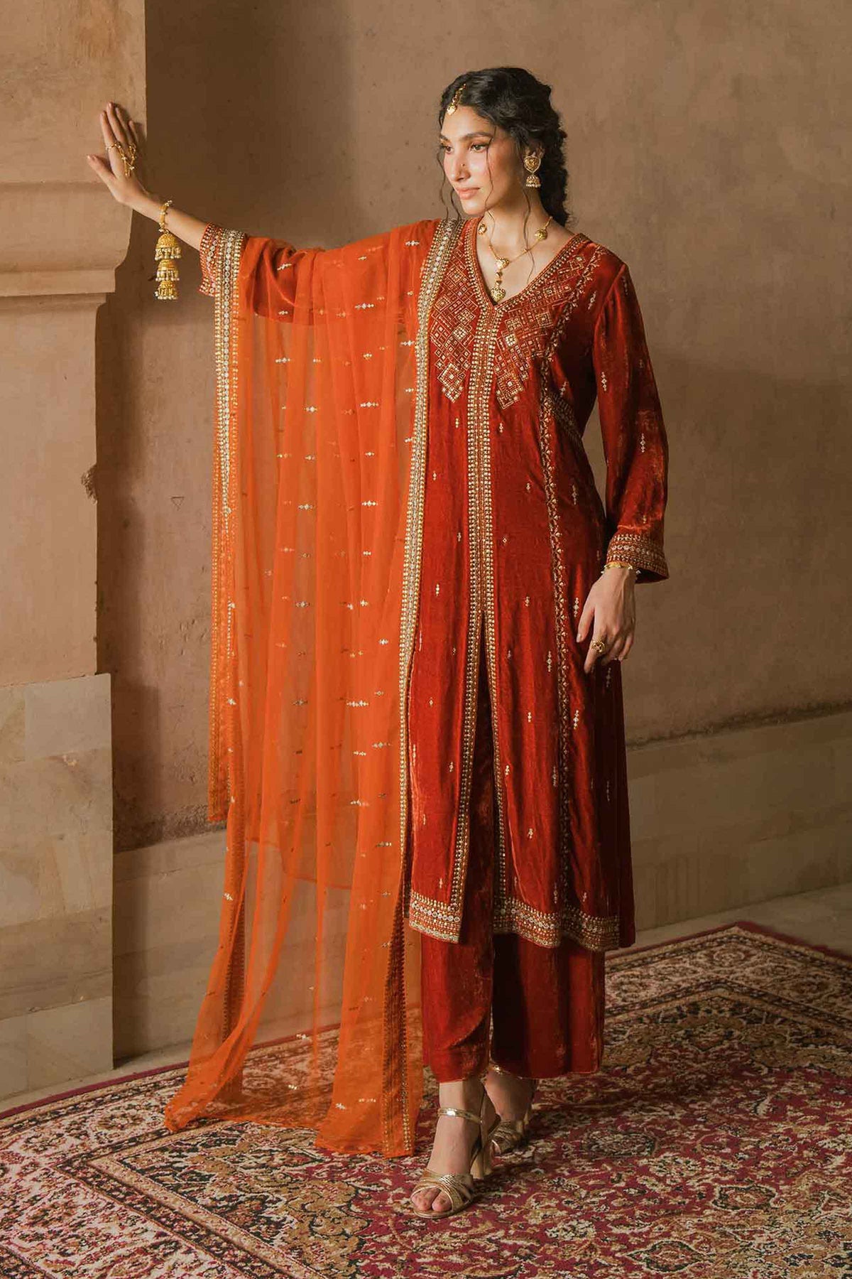 3 PIECE - EMBROIDERED SUIT - ST3PE-LUXE26WV1-21