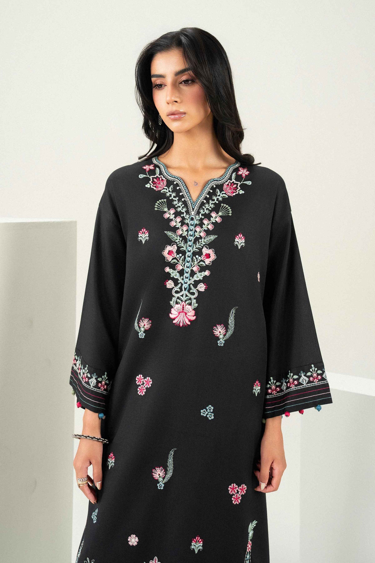 3 Piece - Embroidered Suit - ST3PE-PRET26WV1-18