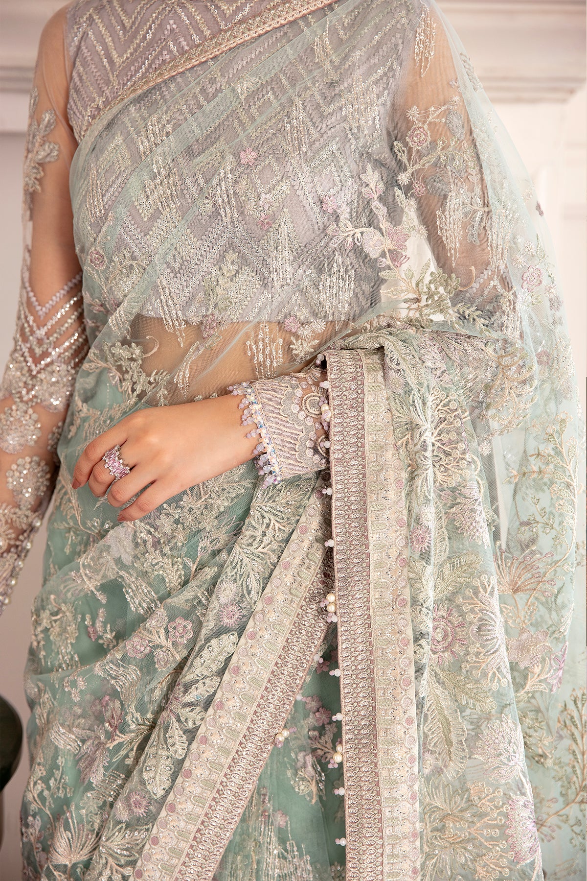 EMBROIDERED NET CH08-10 STITCHED