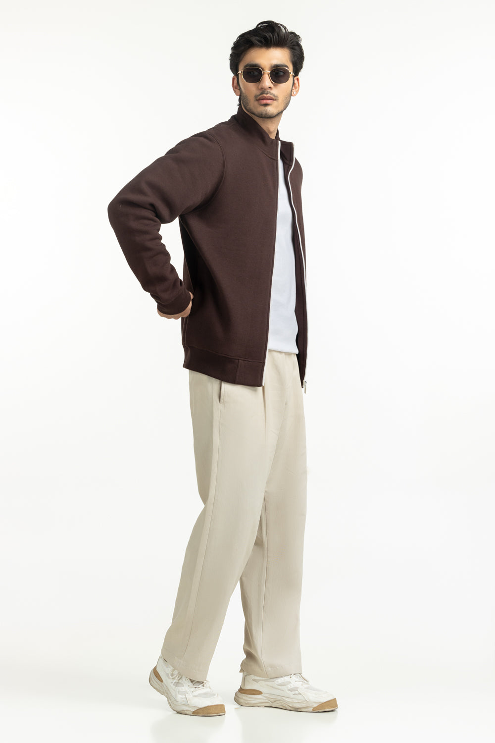 Regular Fit Knitted Zipper