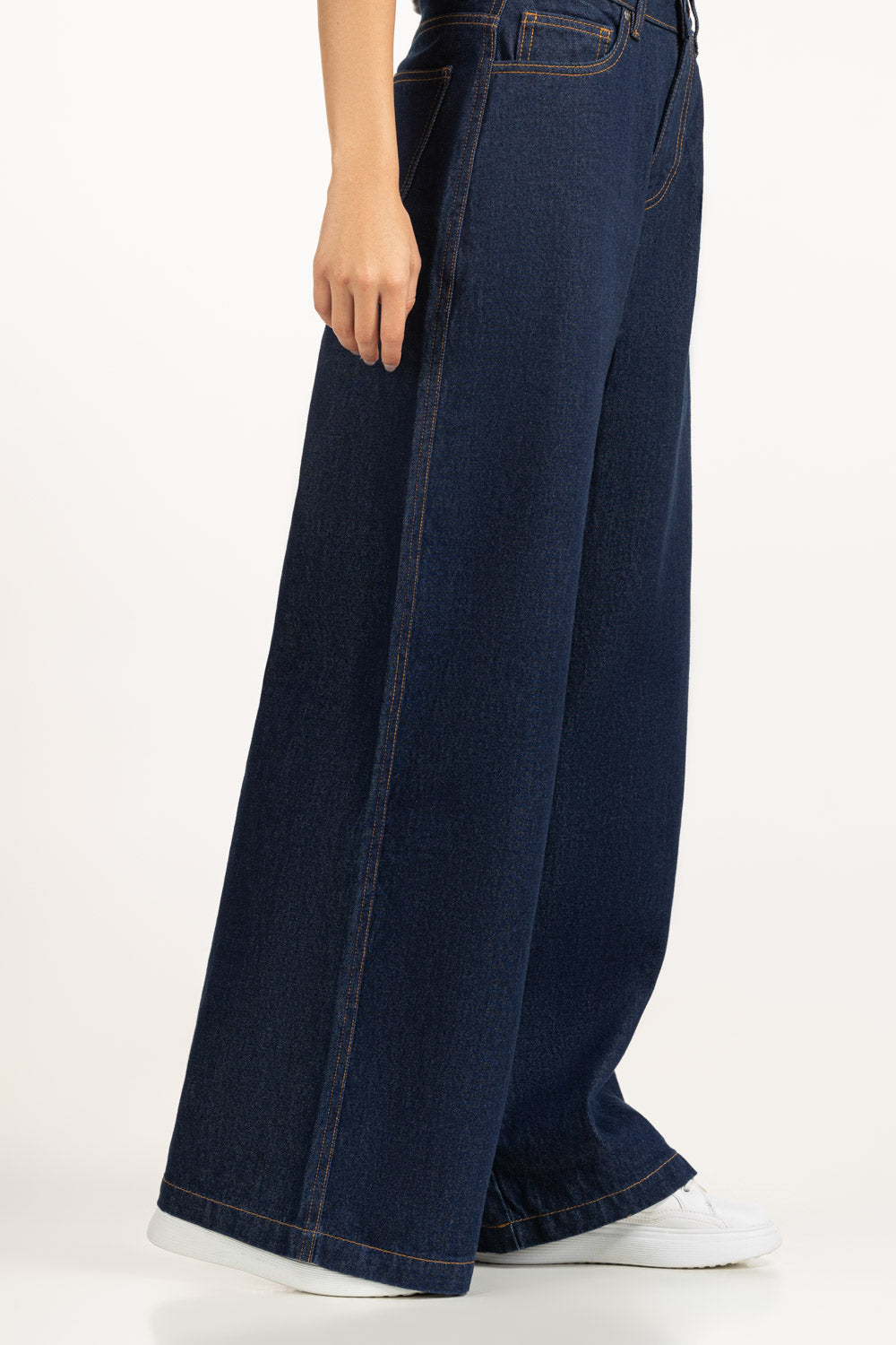 Wide Leg Fit Jeans