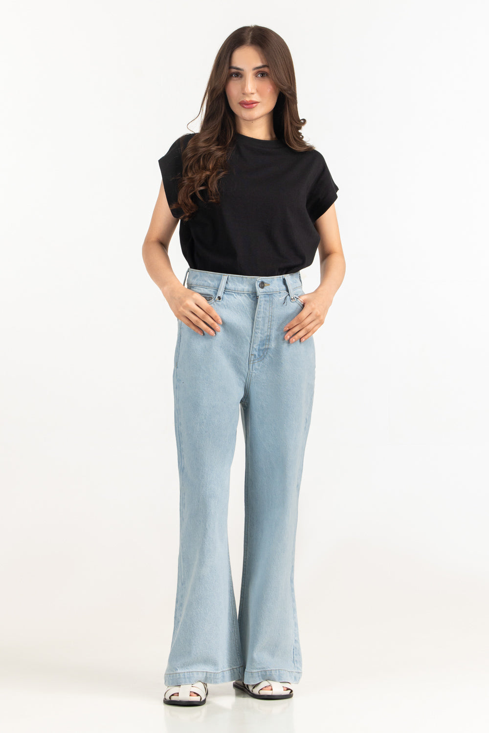 Wide Leg Fit Jeans