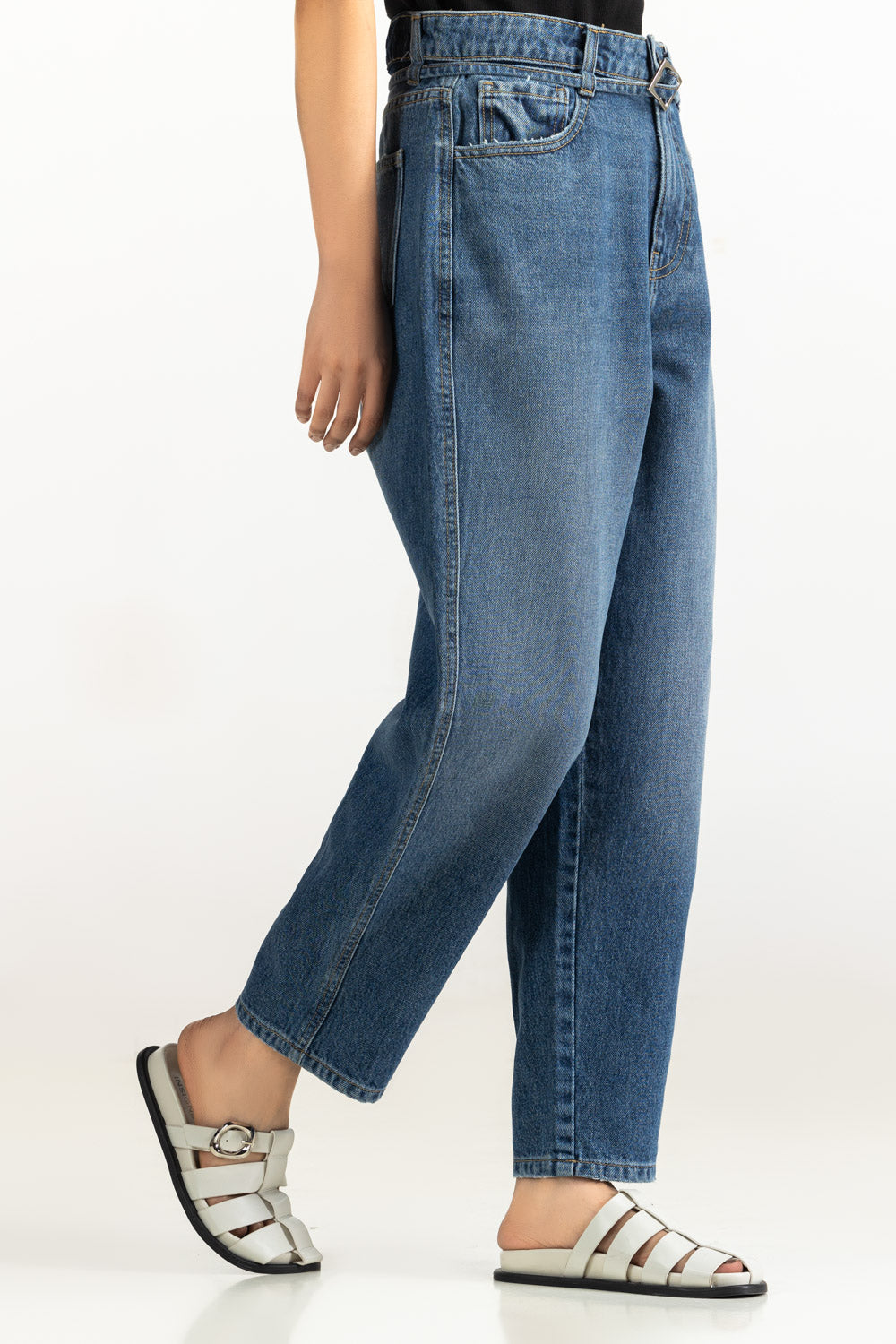 Barrel Fit Jeans