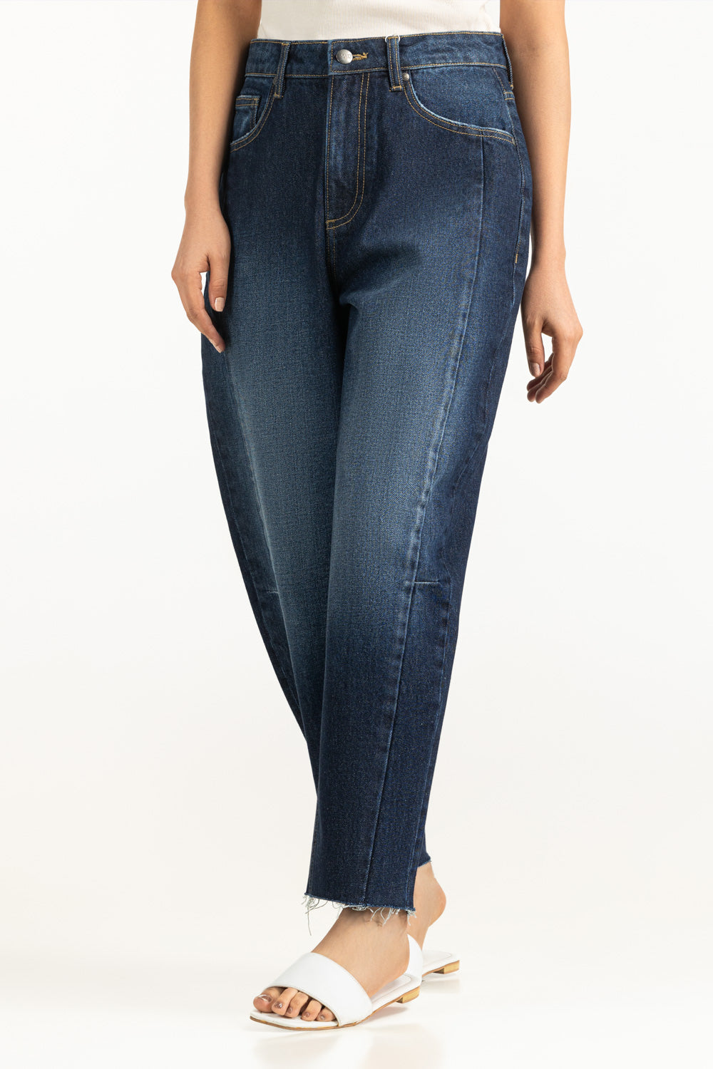 Barrel Fit Jeans