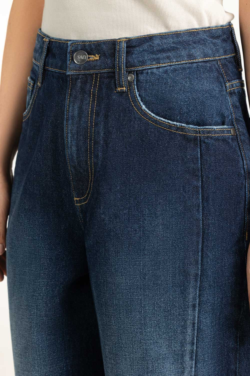 Barrel Fit Jeans