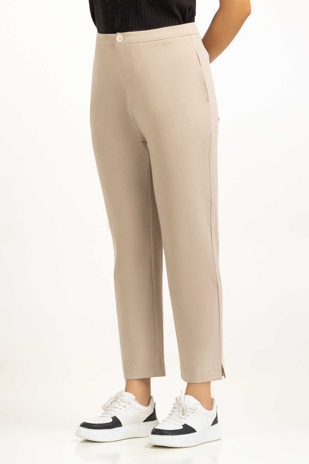 Tapered Fit Pant