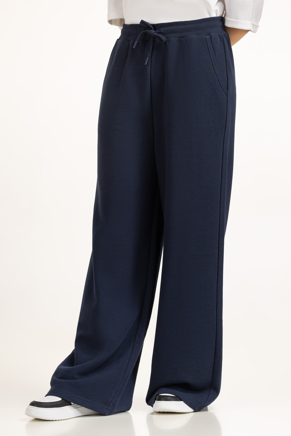 Wide Leg Fit Trousers