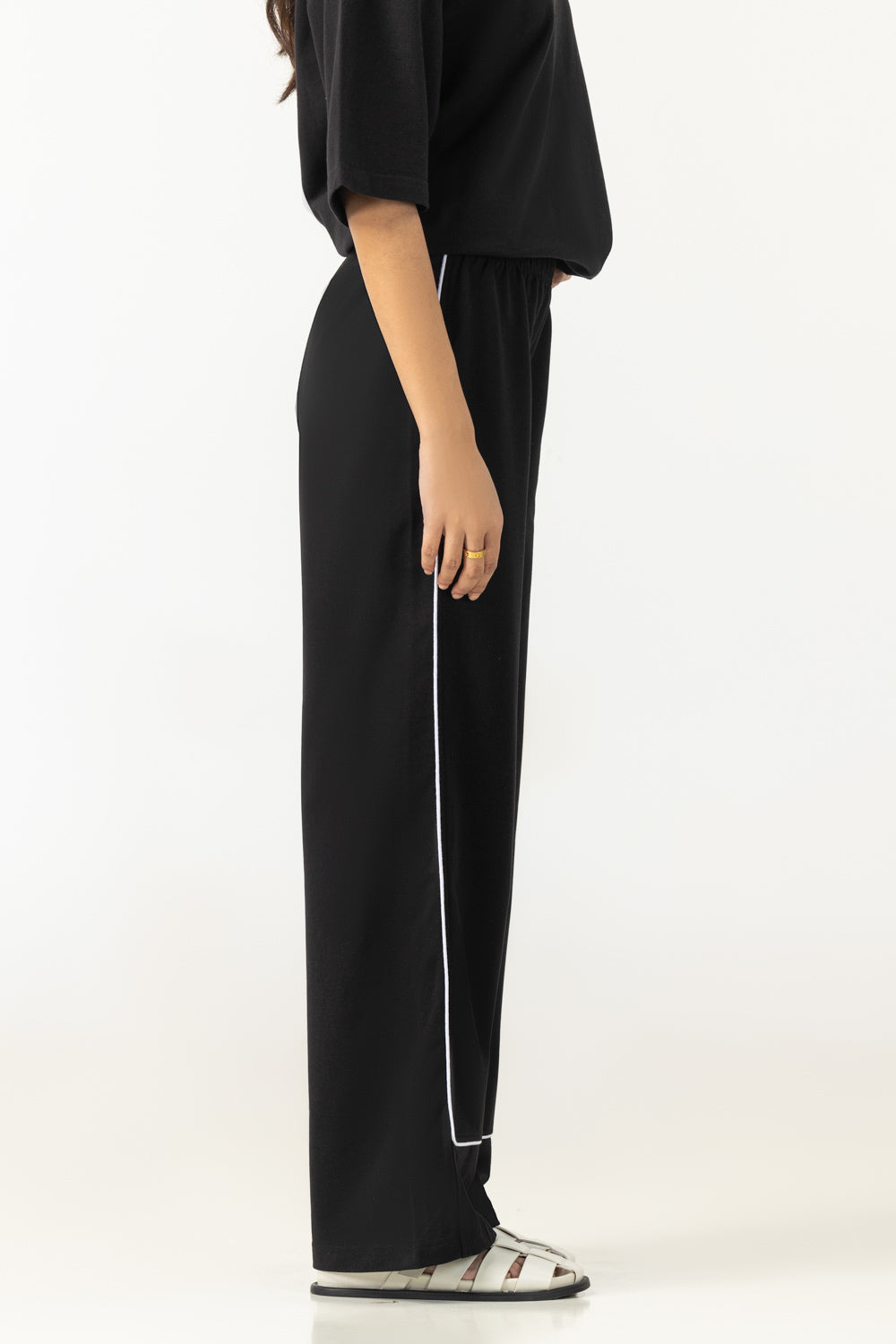 Relaxed Fit Trousers