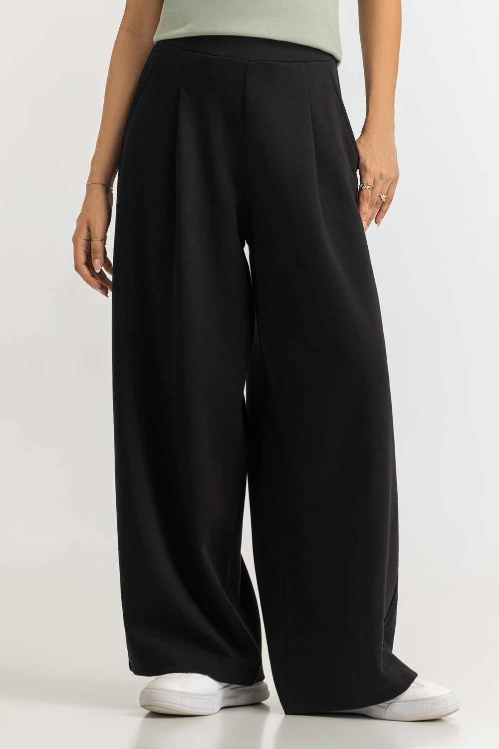 Barrel Fit Trousers