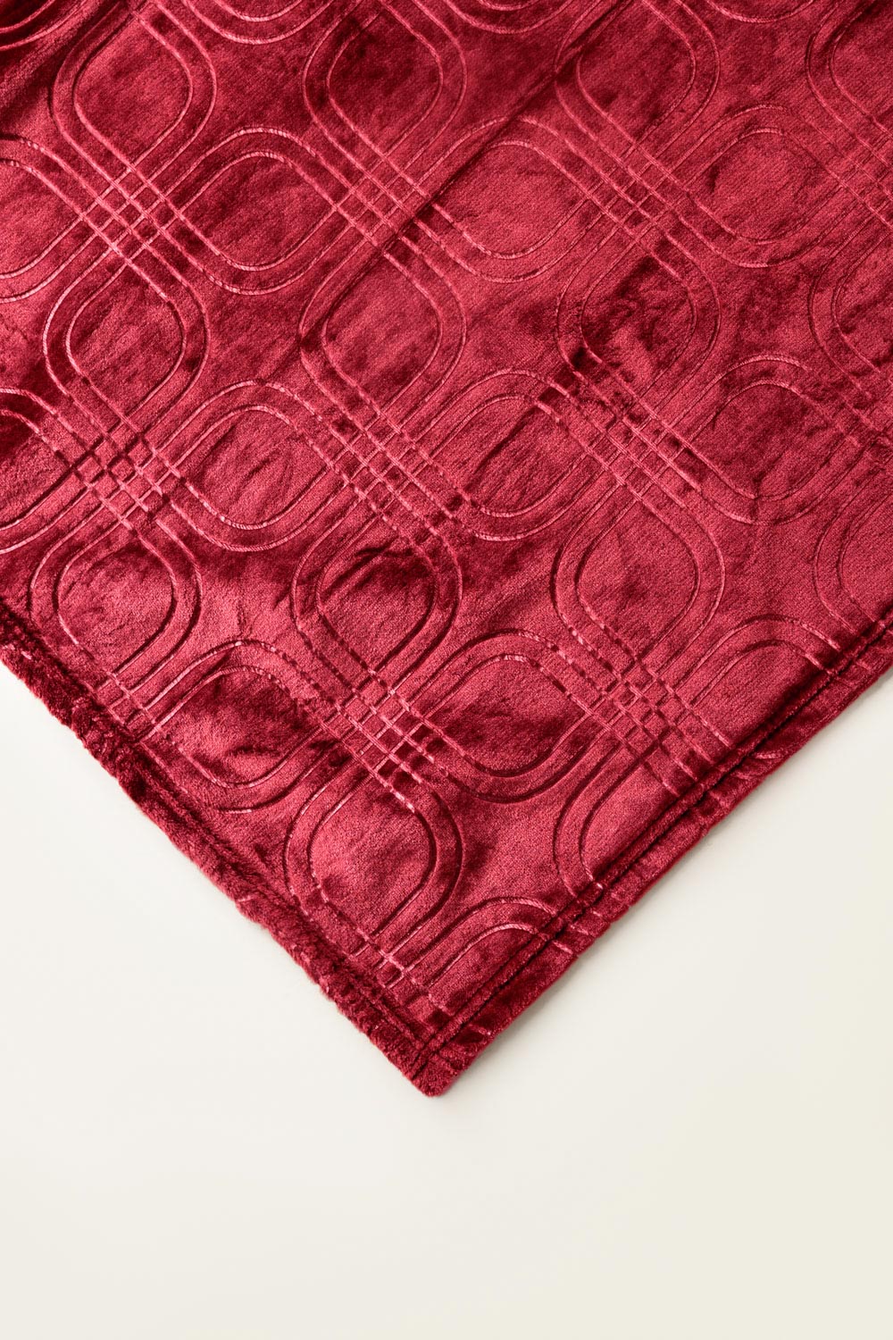 Aw25-Sangria Embossed Single Ply Fleece