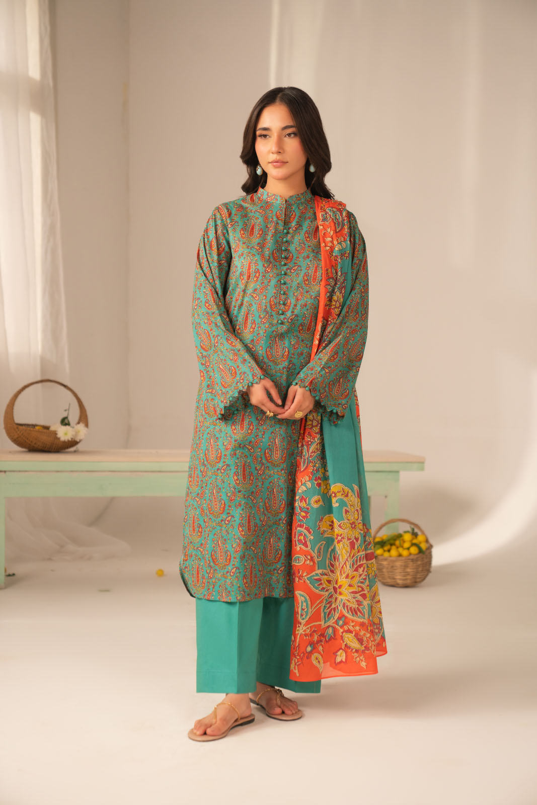 3 Piece Printed Lawn Printed Unstitched Suit (UC0118)