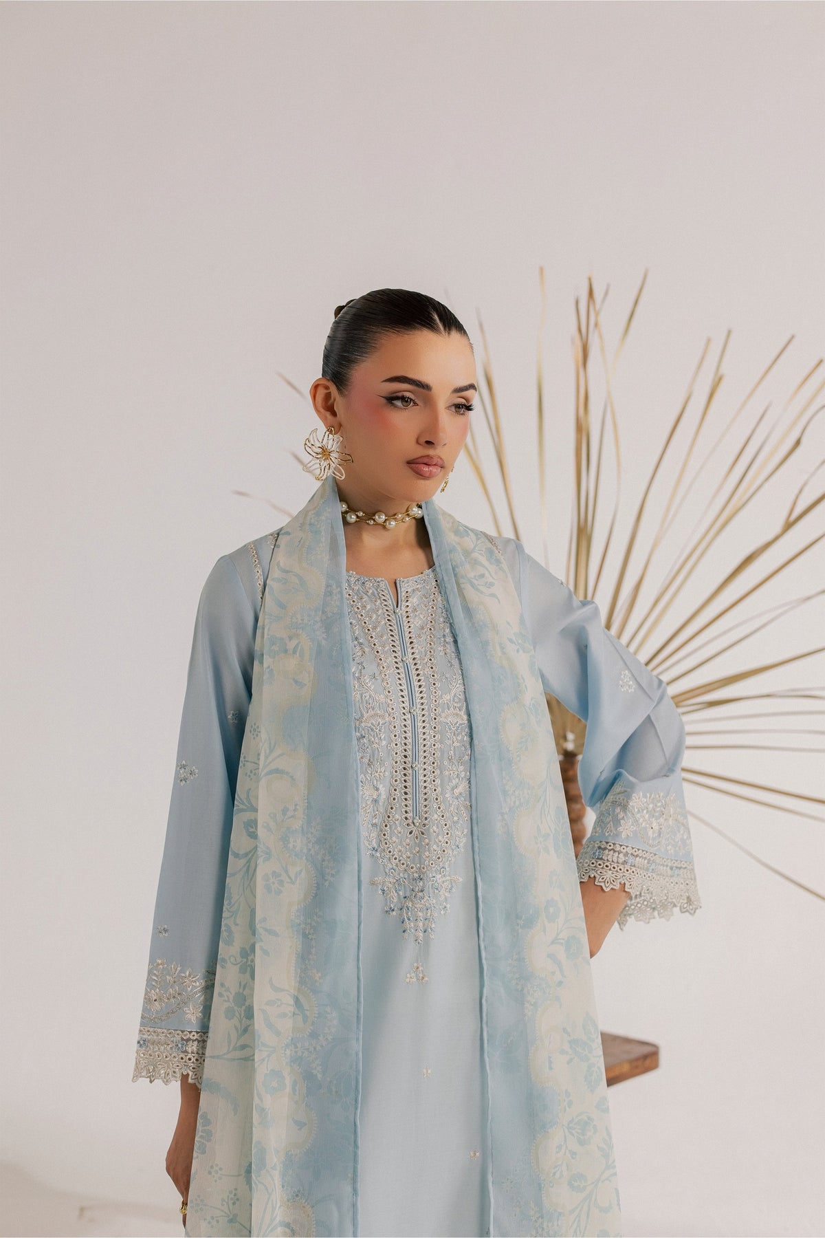 Shikast 3Pc - Luxury Embroidered Lawn