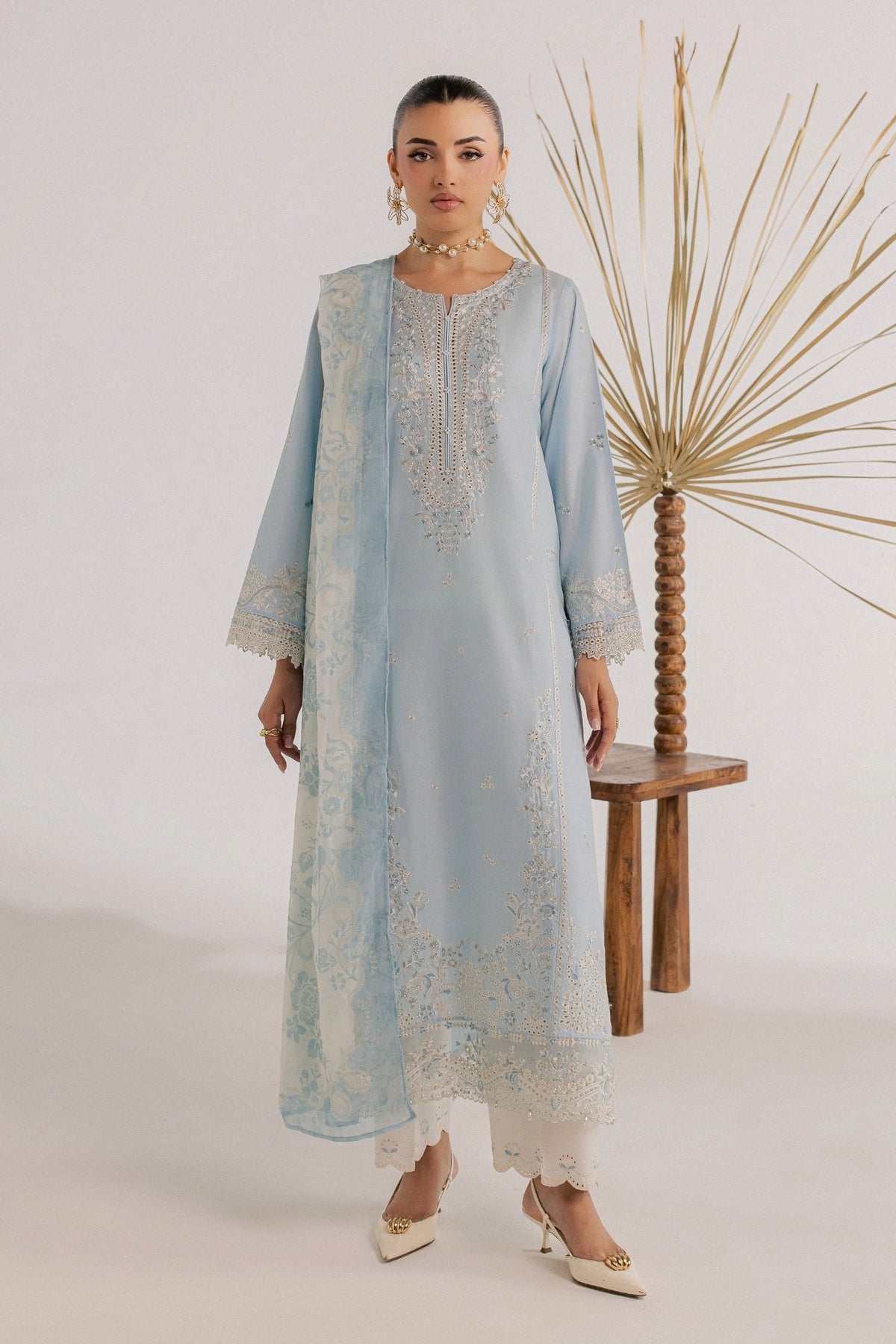 Shikast 3Pc - Luxury Embroidered Lawn
