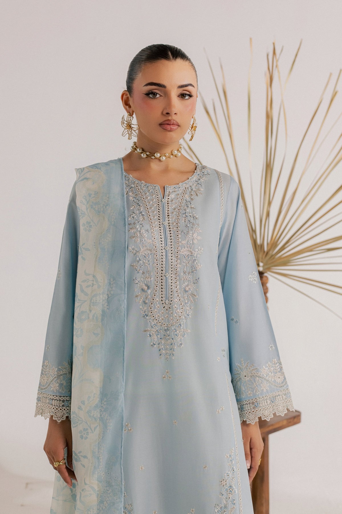 Shikast 3Pc - Luxury Embroidered Lawn