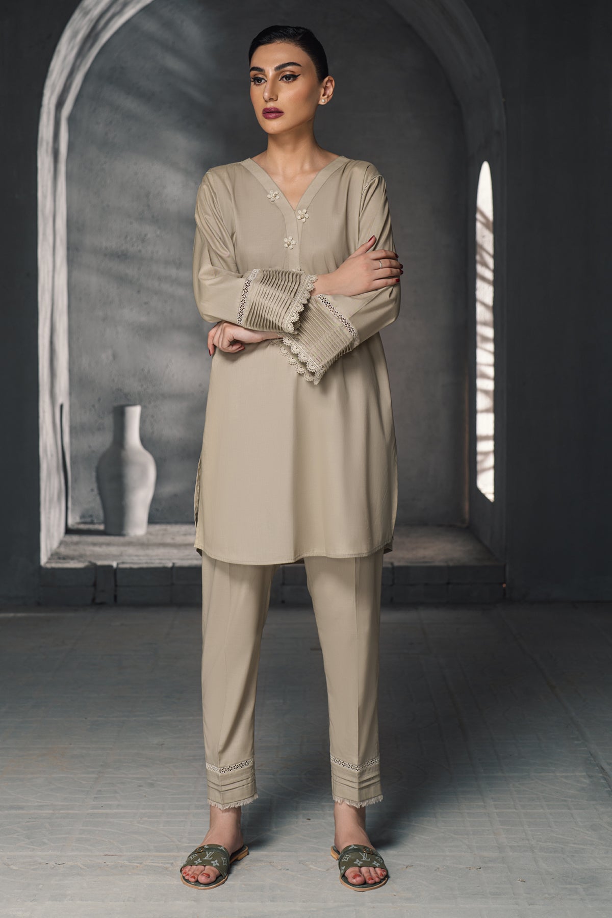Showstopper- 2PC