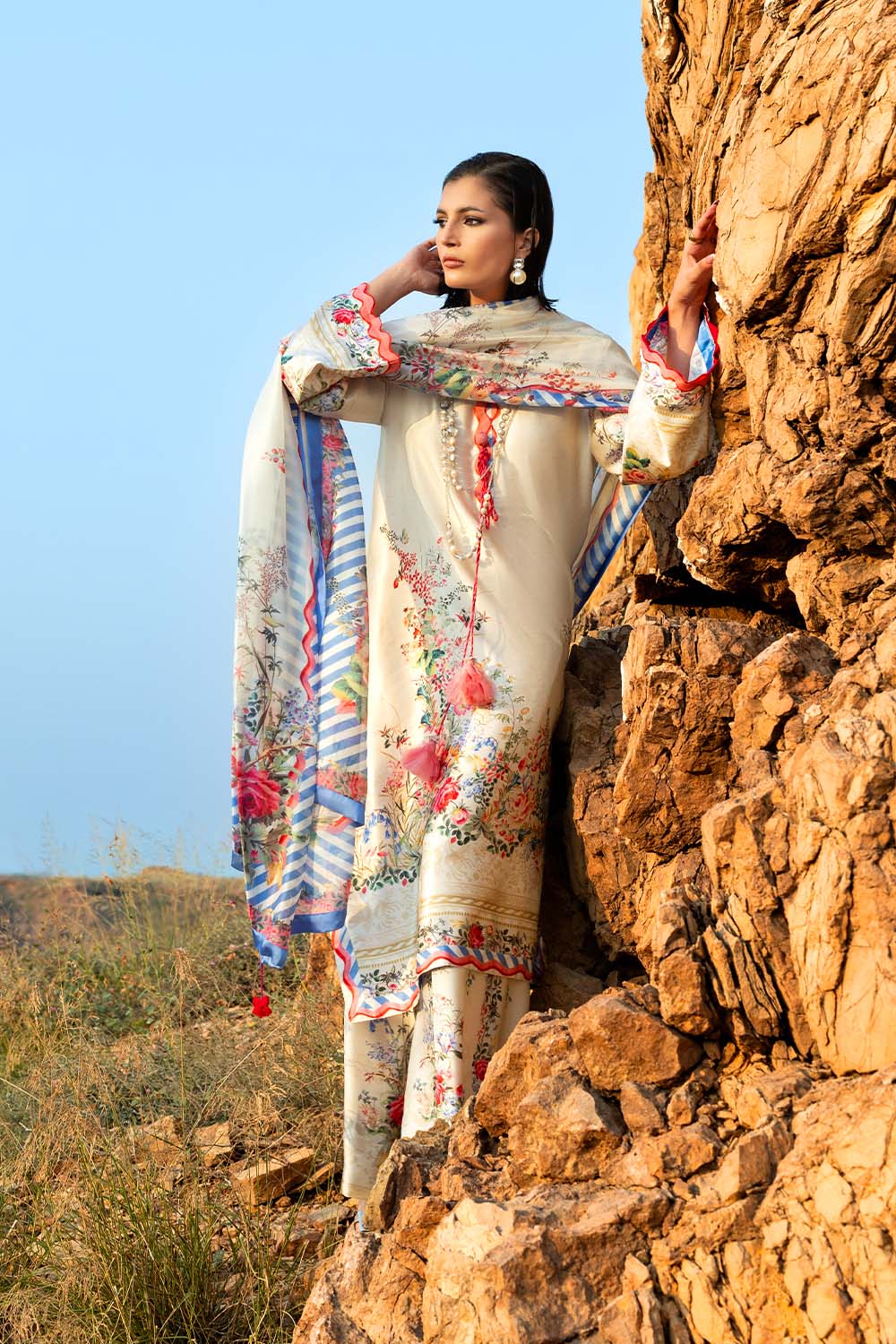 https://cdn.shopify.com/s/files/1/0706/3253/8159/files/Silk-Dupatta-Silk-Shirt-Silk-Trouser-Gulahmed-S-62001-Front-1.jpg?v=1763465021