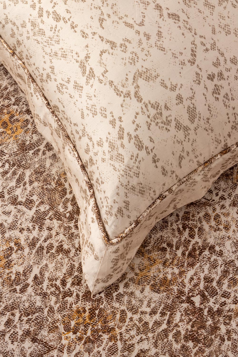 Indus Valley Cotton Terra Luxe Quilt Cover Set