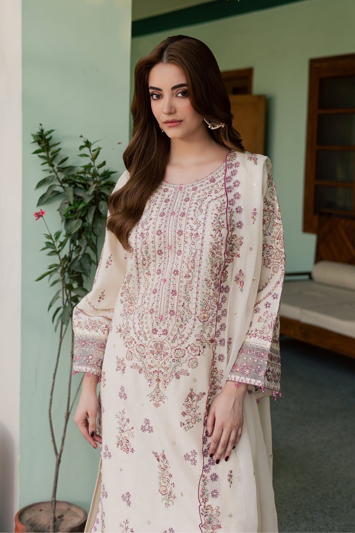 Toska White 3Pc - Embroidered Khaddar Pret