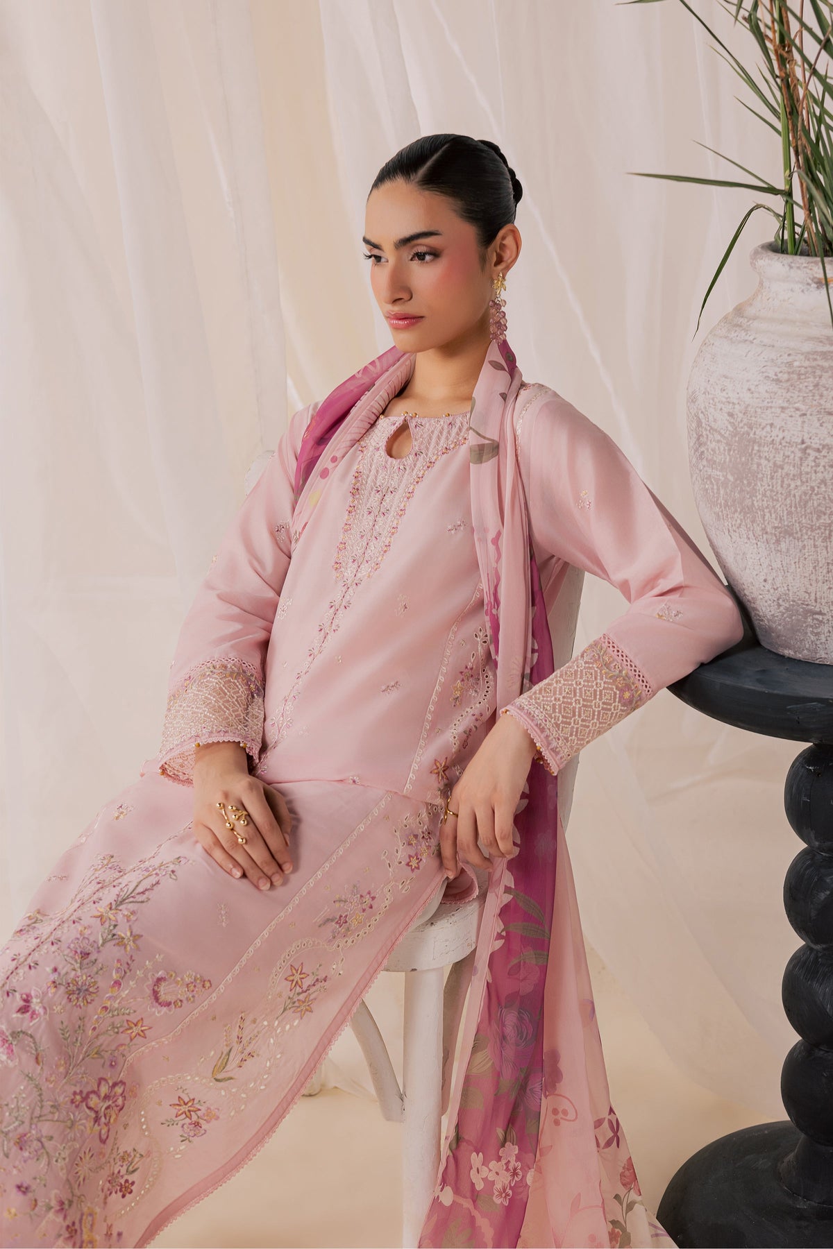 Tulip Powder 3Pc - Luxury Embroidered Lawn