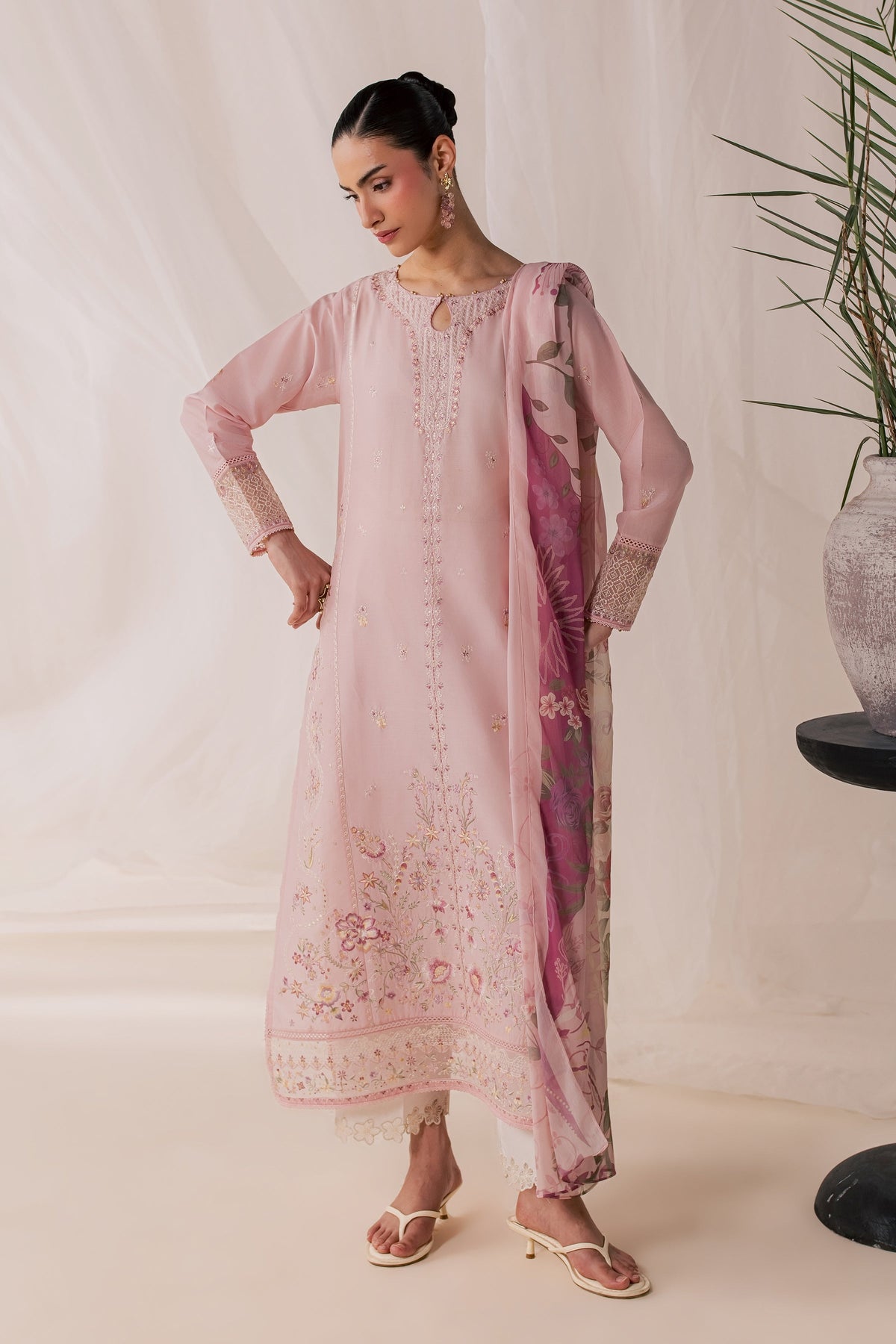 Tulip Powder 3Pc - Luxury Embroidered Lawn