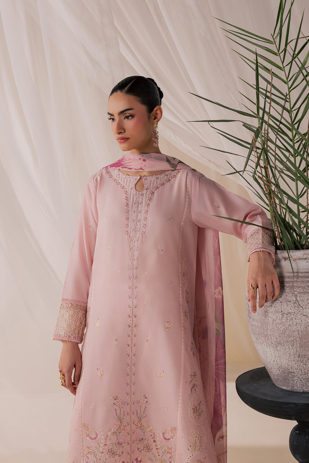 Tulip Powder 3Pc - Luxury Embroidered Lawn