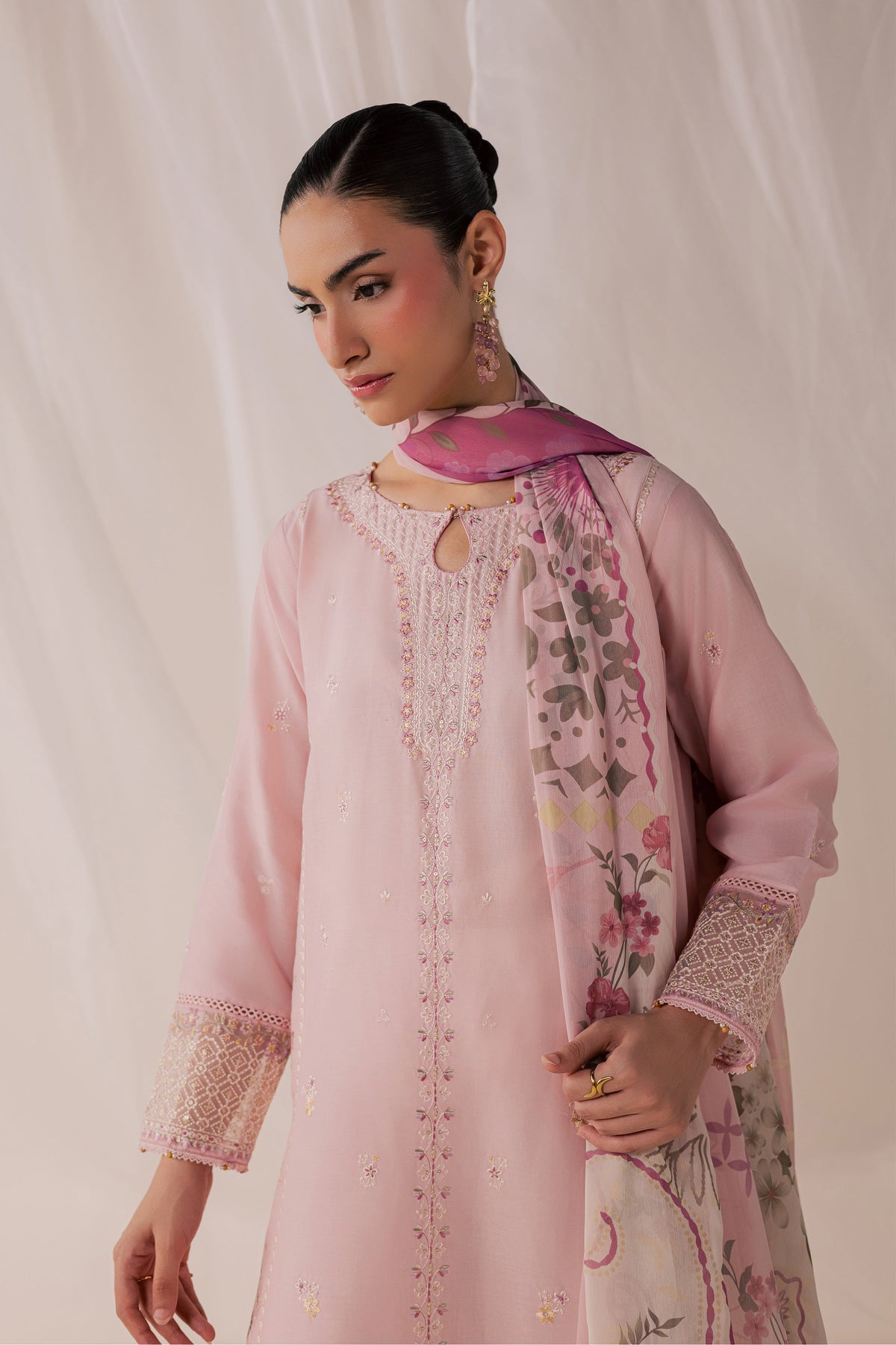 Tulip Powder 3Pc - Luxury Embroidered Lawn