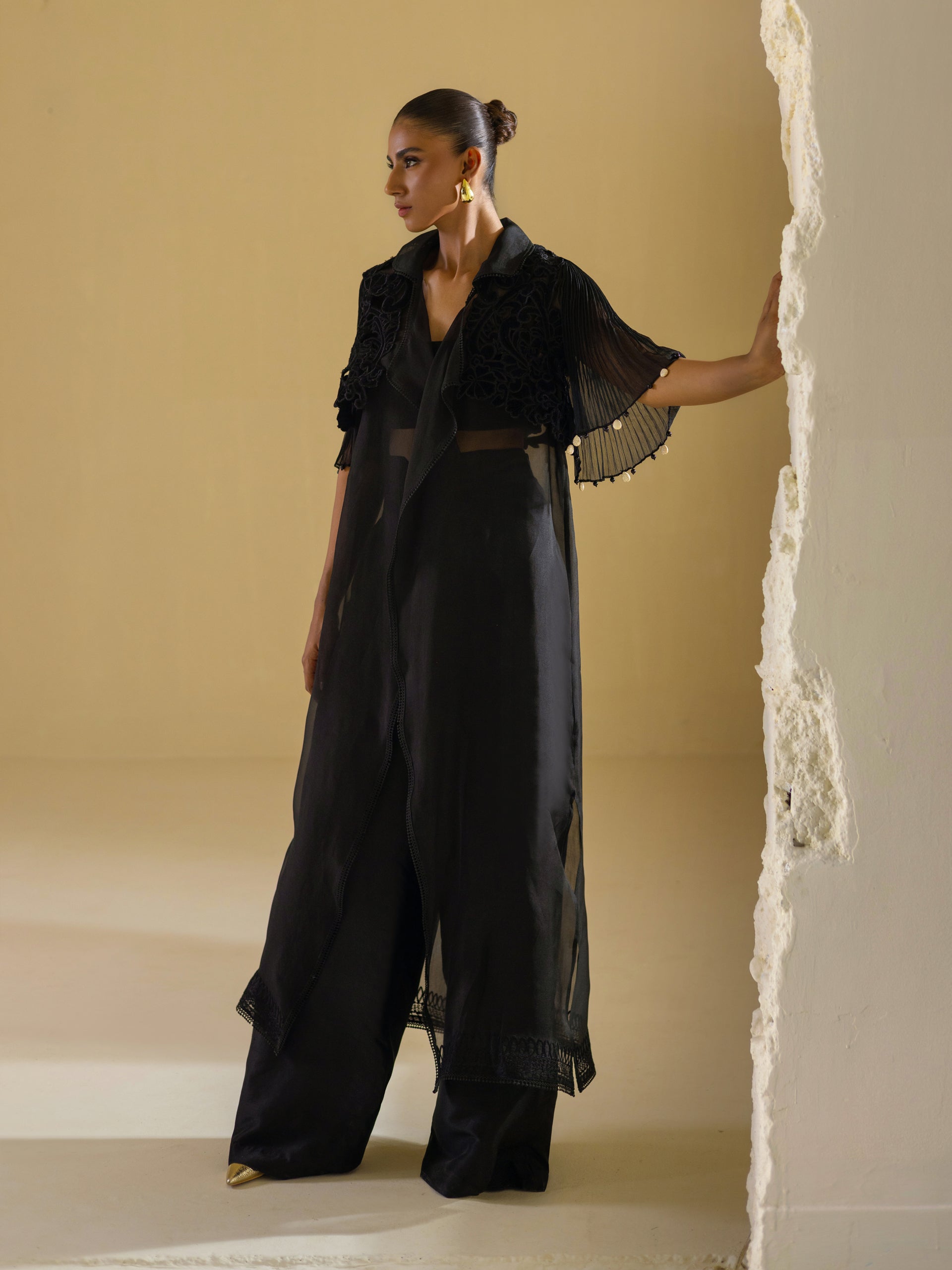 https://cdn.shopify.com/s/files/1/0768/4872/6205/files/Tyra-1.jpg?v=1777661658