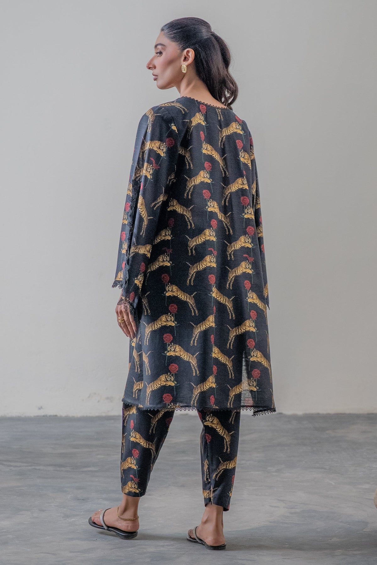 Tigress 1 piece