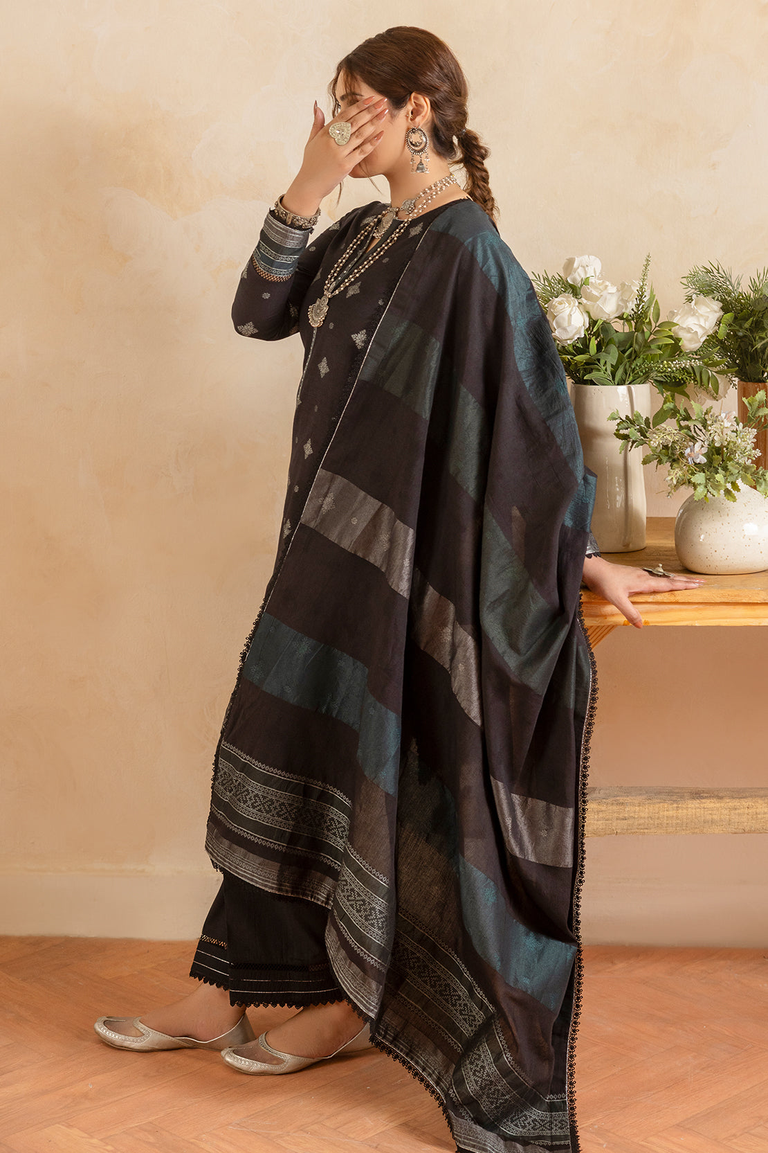Unstitched Jacquard Cotton 3 Piece104827