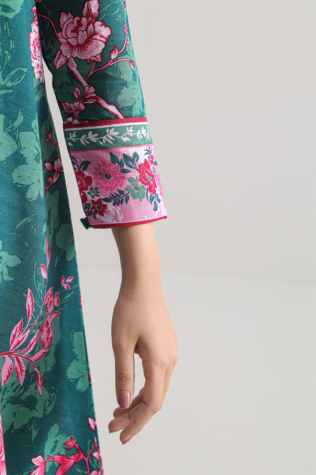 Unstitched Printed Cotton Khaddar 3 Piece114079