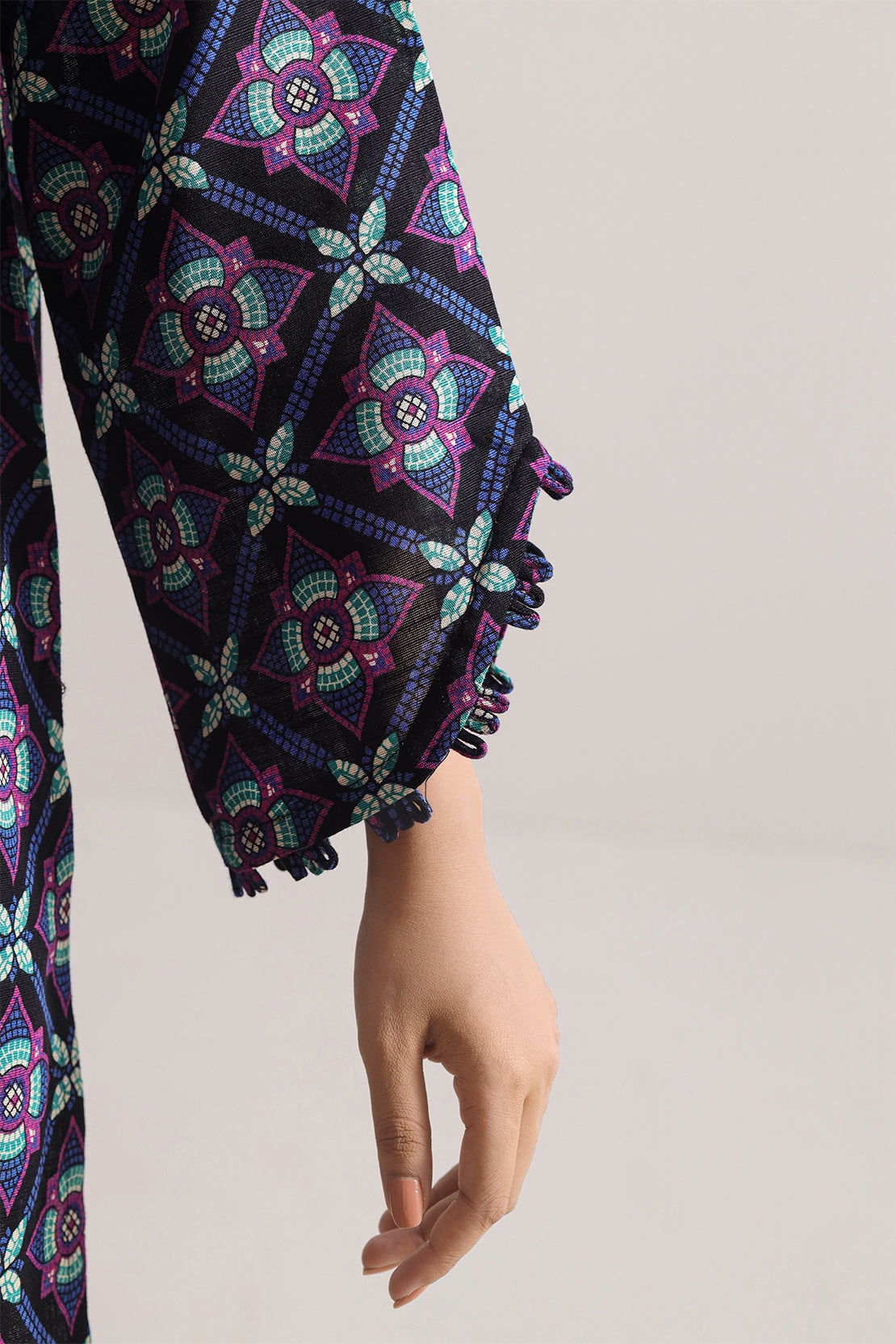 Unstitched Printed Cotton Khaddar 3 Piece114102