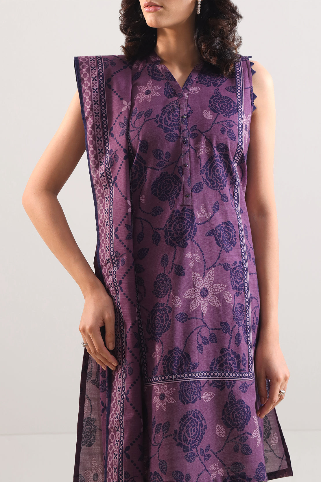 Unstitched Printed Cotton Khaddar 3 Piece117046