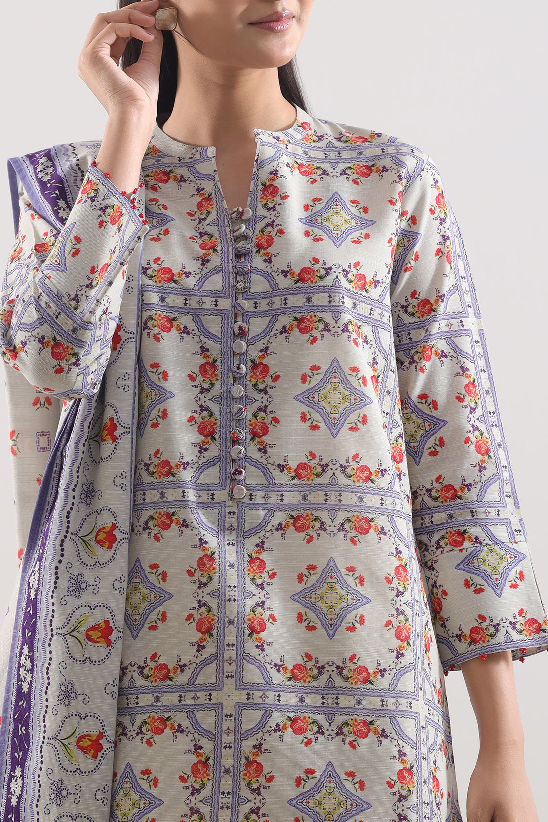 Unstitched Printed Warm Khaddar 3 Piece117395