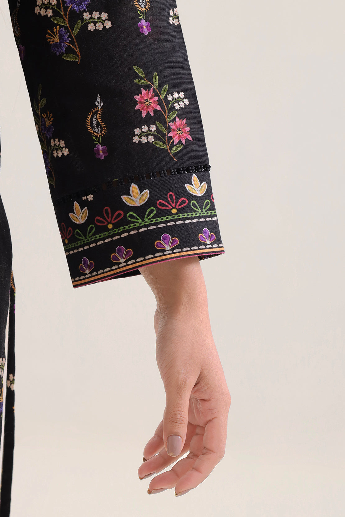 Unstitched Printed Cotton Khaddar 3 Piece125809