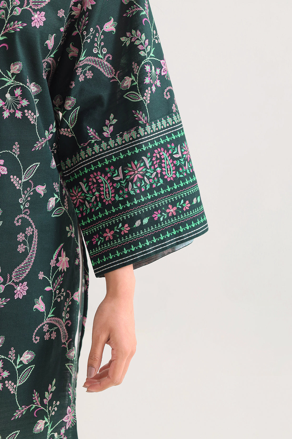 Unstitched Printed Cotton Khaddar 3 Piece125813