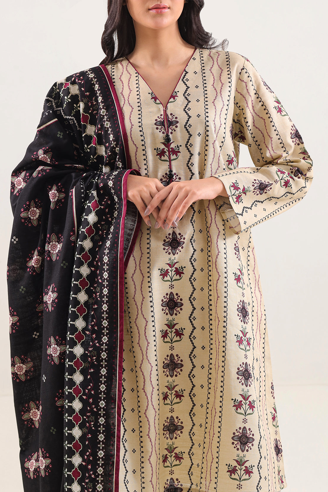 Unstitched Printed Warm Khaddar 3 Piece129810