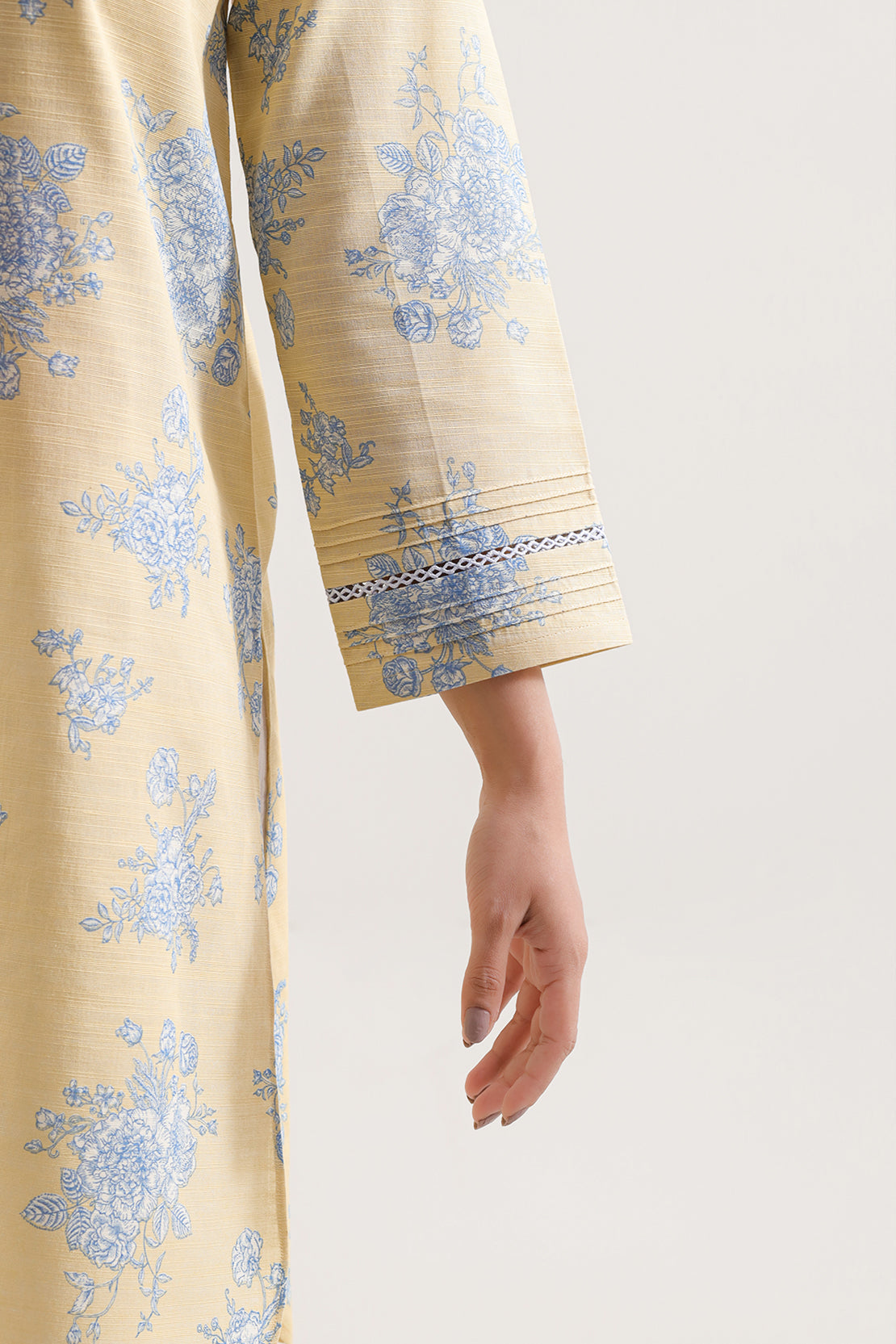 Unstitched Printed Warm Khaddar 3 Piece128279