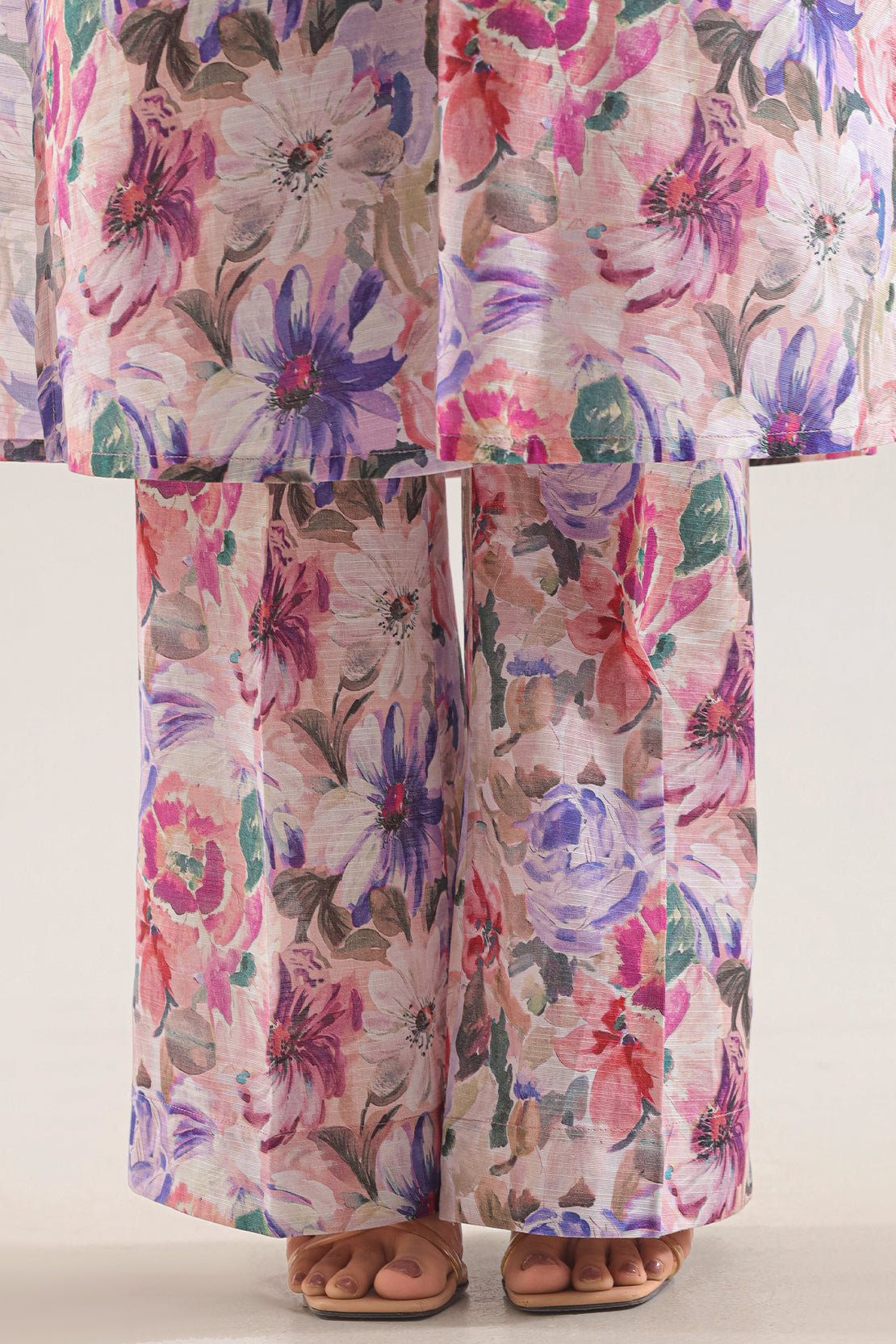 Unstitched Printed Khaddar 2 Piece (Shirt/Trouser)122301