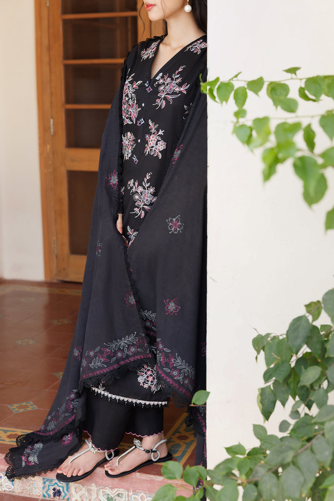 Unstitched Solid Embroidered Warm Khaddar 3 Piece120610