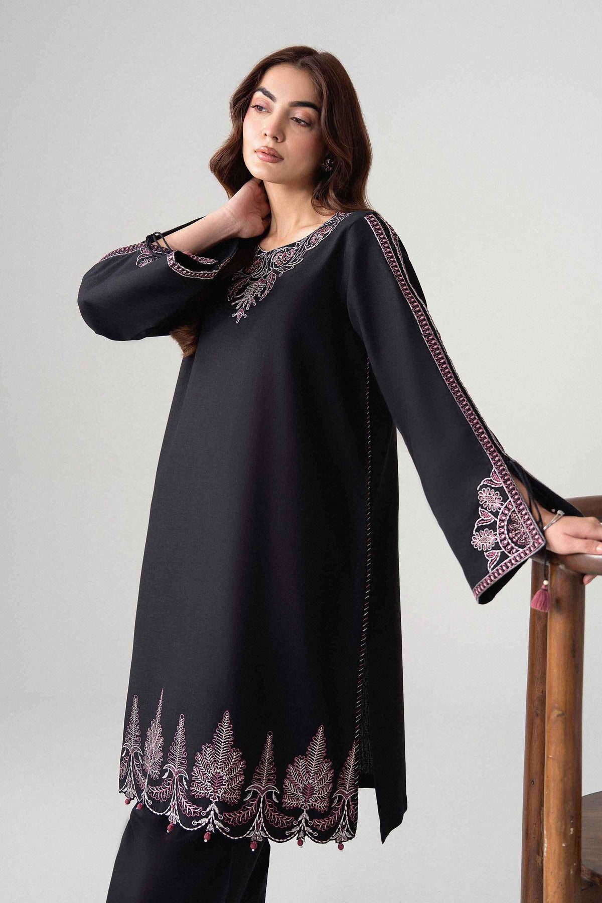2 Piece - Embroidered Suit - U2STE-NISHA26WV1-20