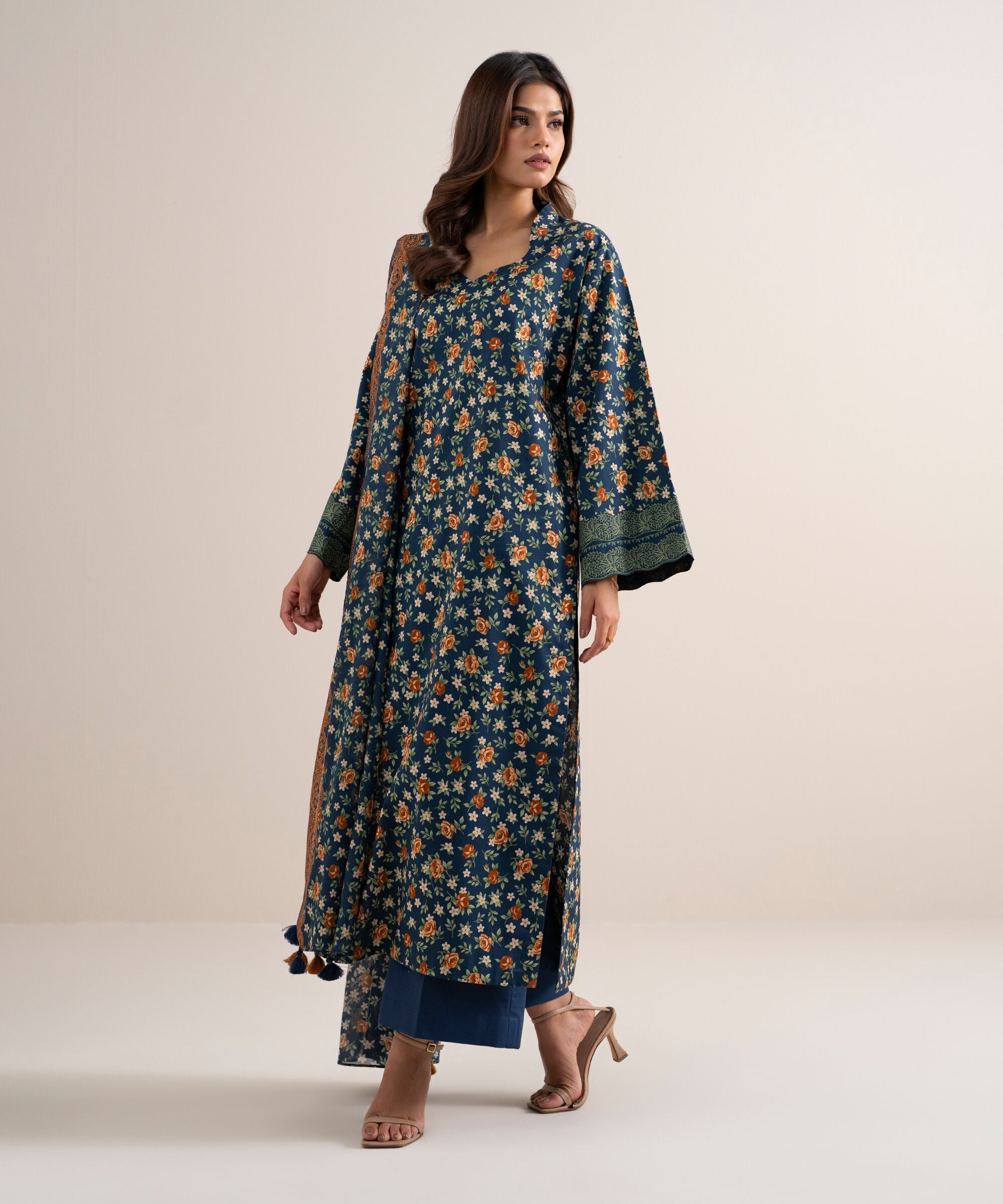Unstitched 3 PC U2TDDS26V638