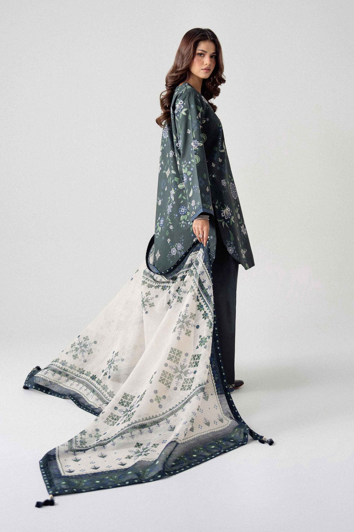 3 Piece - Digital Printed Suit - U3P-NISHA26WV1-39
