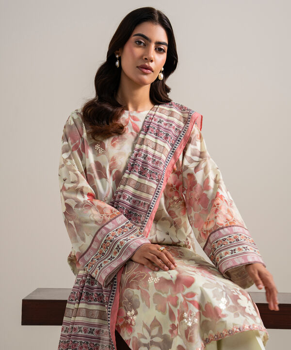 3 Piece - Embroidered Lawn Suit