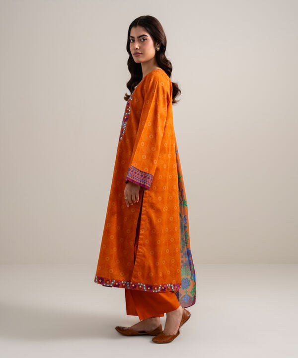3 Piece - Embroidered Lawn Suit