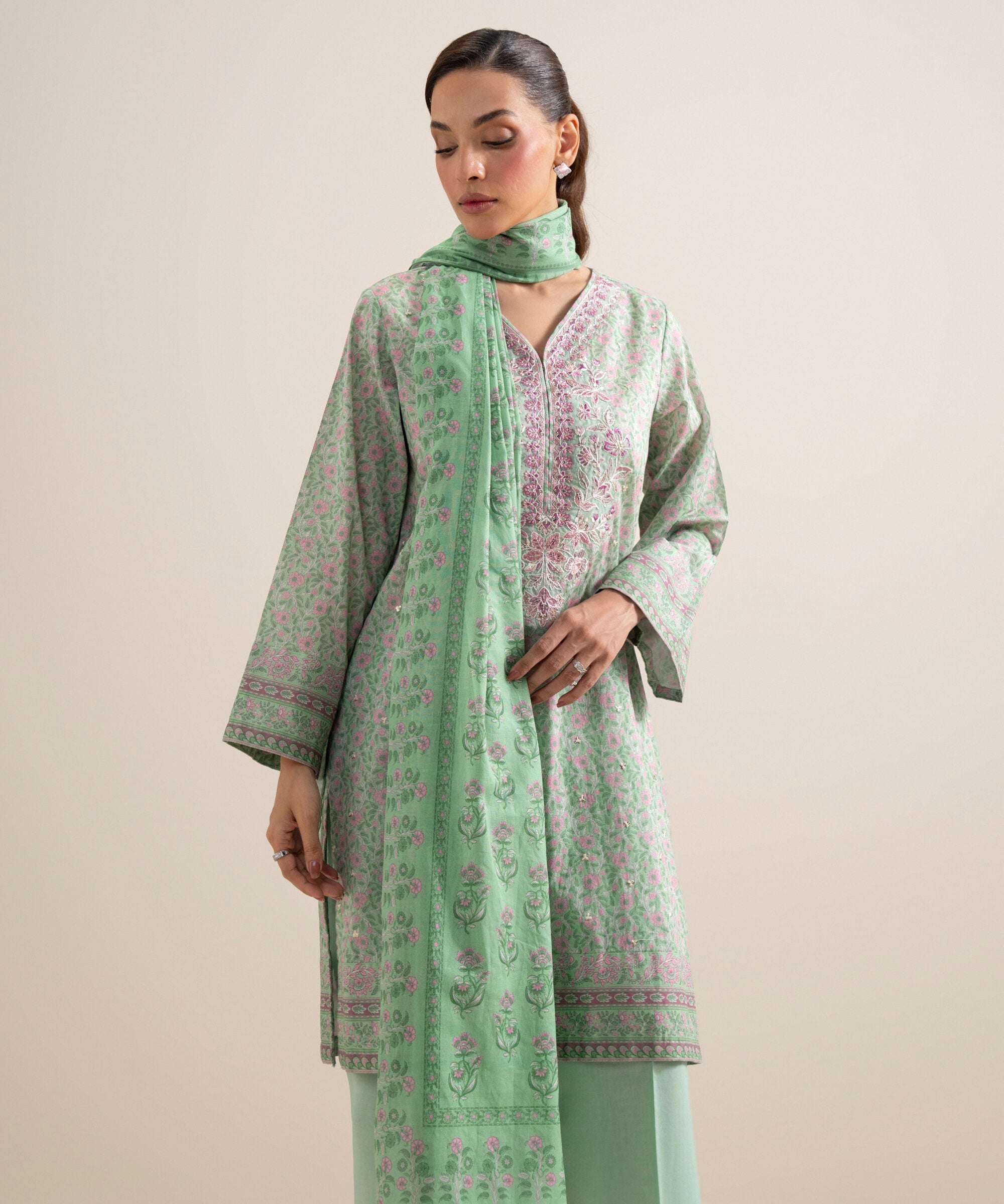 Women's Unstitched Lawn Embroidered Green 3 Piece Suit